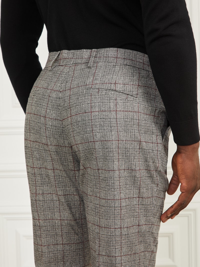 Guess Roger Chino Pants - Black/White/Red Check